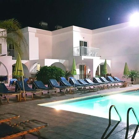 Florence Hotel Apartments Agia Napa Buitenkant foto