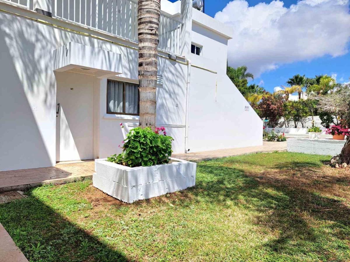 Florence Hotel Apartments Agia Napa Buitenkant foto