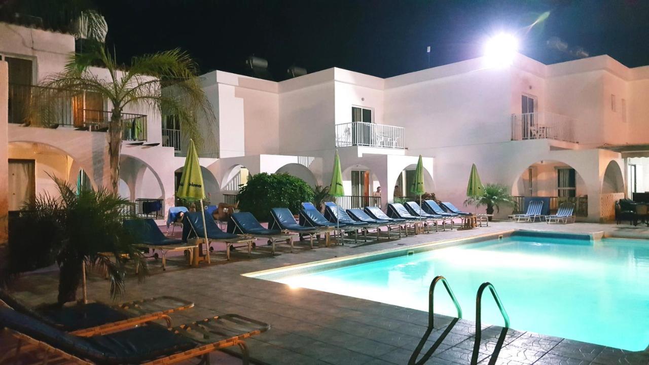 Florence Hotel Apartments Agia Napa Buitenkant foto